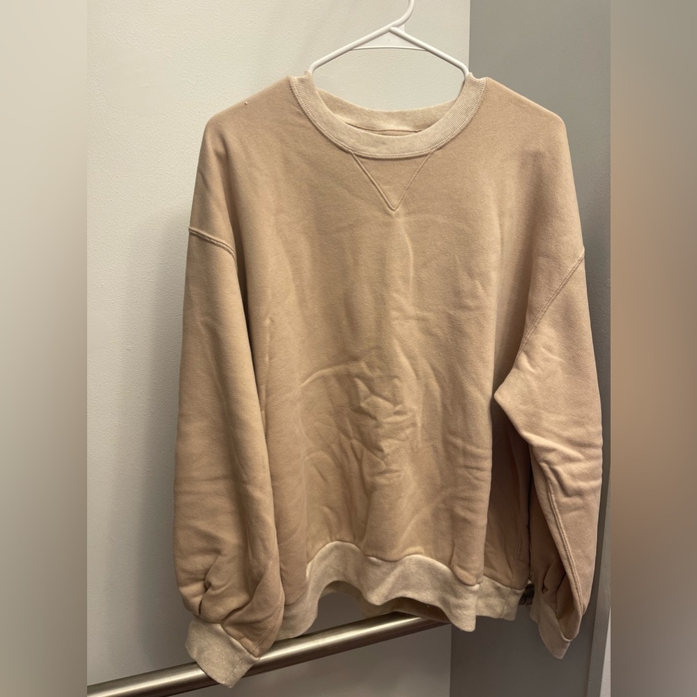 Abercrombie & Fitch cozy AF sweater, size XL. Worn once. Great condition.